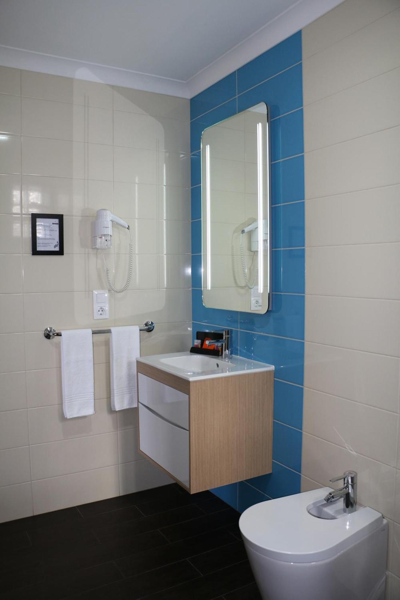 Apartamentos Kosmos Horta  Phòng bức ảnh
