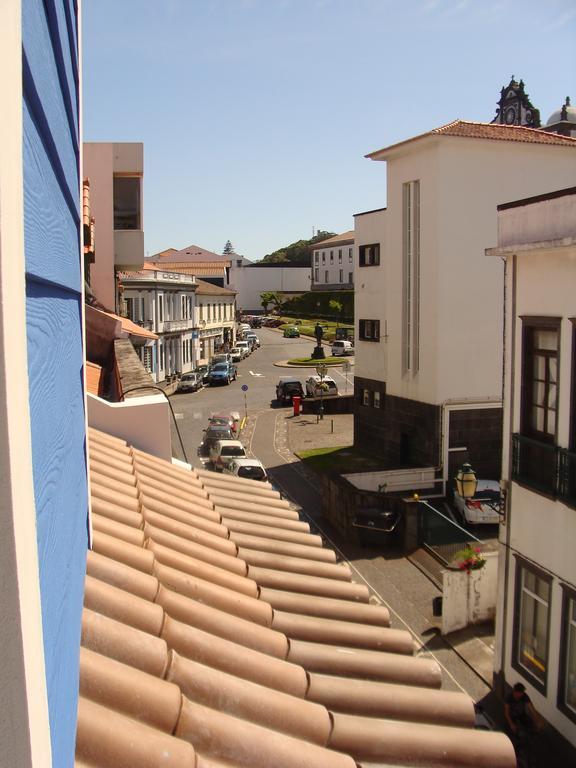 Apartamentos Kosmos Horta  Phòng bức ảnh